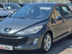 Gris Utilisé 2008 Peugeot 308 Berline | 5 500 € (Prix assez cher)