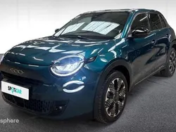 Blanc Utilisé 2024 Fiat 600 La Prima SUV | 22 979 € (Prix juste)