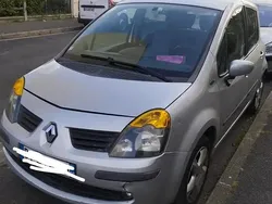 Utilisé 2006 Renault Modus Dynamique Monospace | 2 600 € (Prix juste)