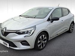 Gris Utilisé 2023 Renault Clio V Evolution Berline | 14 798 € (Prix juste)