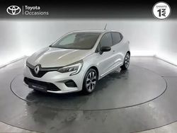 Gris clair Utilisé 2023 Renault Clio V Evolution Berline | 14 890 € (Prix juste)