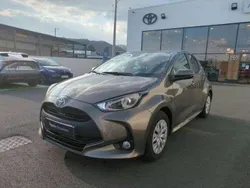 Utilisé 2023 Toyota Yaris Hybrid Business Edition Berline | 19 490 € (Bon prix)