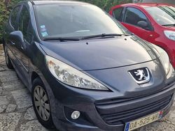 Gris Utilisé 2013 Peugeot 207 Berline | 3 990 € (Prix juste)
