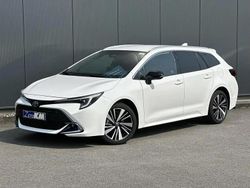 Blanc Nouvelle 2025 Toyota Corolla Sport Break | 30 980 € (Prix juste)