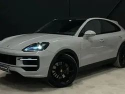 Gris Utilisé 2023 Porsche Cayenne SUV | 124 990 € (Prix cher)