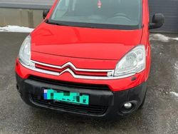 Rouge Utilisé 2015 Citroën Berlingo Attraction Monospace | 8 000 € (Bon prix)