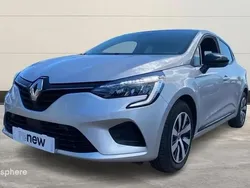 Gris Utilisé 2023 Renault Clio V Equilibre Berline | 14 499 € (Prix juste)
