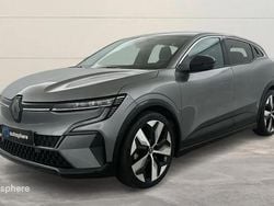 Gris Utilisé 2022 Renault Mégane Techno SUV | 19 999 € (Bon prix)