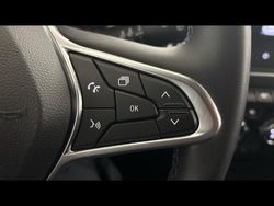 Gris Utilisé 2021 Renault Captur Intens SUV | 17 299 € (Prix juste)