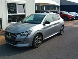 Gris Utilisé 2023 Peugeot 208 Style Citadine | 15 980 € (Prix juste)