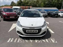 Blanc Utilisé 2016 Peugeot 208 Access Citadine | 3 990 €