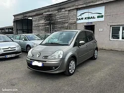 Beige Utilisé 2008 Renault Modus Dynamique Monospace | 3 999 € (Prix juste)