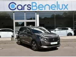 Gris Utilisé 2023 Peugeot 5008 GT Monospace | 28 480 € (Prix juste)