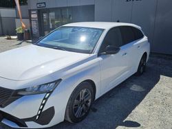 Utilisé 2022 Peugeot 308 Active Break | 13 990 € (Prix juste)