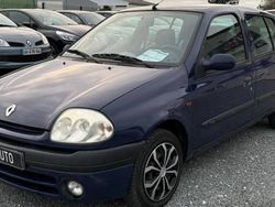 Occasion 2001 Renault Clio II Citadine | 2 490 € (Prix assez cher)