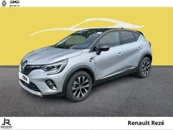 Noir Utilisé 2024 Renault Captur Techno SUV | 19 990 € (Prix juste)