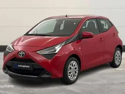 Rouge Utilisé 2020 Toyota Aygo X-play Citadine | 11 799 € (Prix juste)
