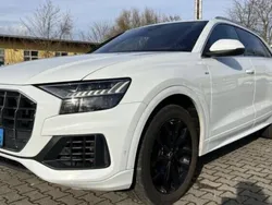 Utilisé 2019 Audi Q8 S-Line SUV | 61 750 € (Prix juste)