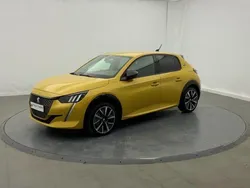 Jaune Utilisé 2022 Peugeot e-208 GT Citadine | 15 290 € (Bon prix)