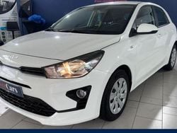 Utilisé 2022 Kia Rio Motion Citadine | 12 990 € (Bon prix)