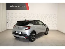 Gris Utilisé 2022 Renault Captur Evolution SUV | 16 790 € (Prix juste)