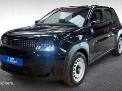 Noir Nouvelle 2025 Fiat Grande Panda Red SUV | 23 990 €