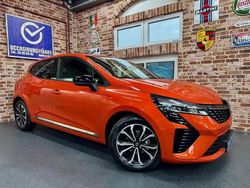 Orange Nouvelle 2025 Renault Clio V Techno Berline | 20 994 €