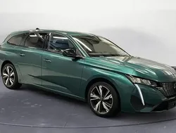 Bleu Utilisé 2023 Peugeot 308 Allure Break | 20 500 € (Prix juste)
