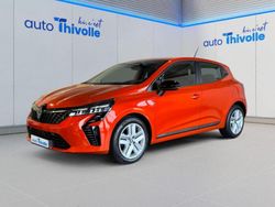 Orange Utilisé 2023 Renault Clio V Evolution Citadine | 15 890 € (Prix juste)
