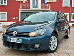 Bleu Utilisé 2011 VW Golf VI Trendline Berline | 6 990 € (Prix assez cher)