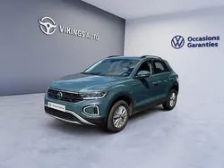 Utilisé 2025 VW T-Roc Life SUV | 30 690 € (Prix juste)