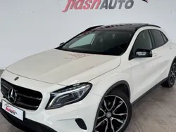 Blanc Utilisé 2015 Mercedes GLA220 SUV | 13 900 €