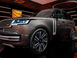 Utilisé 2023 Land Rover Range Rover Autobiography SUV | 144 900 € (Prix assez cher)