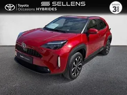 Rouge Utilisé 2023 Toyota Yaris Hybrid Design | 23 790 € (Prix juste)