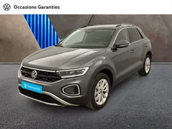 Gris Utilisé 2024 VW T-Roc Life SUV | 30 590 € (Prix juste)