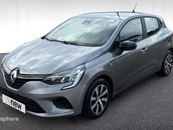 Blanc Utilisé 2023 Renault Clio V Equilibre Berline | 15 279 € (Prix juste)