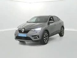 Gray m Occasion 2023 Renault Arkana SUV | 20 890 €