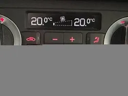 Noir Utilisé 2013 Audi Q3 Ambiente SUV | 9 990 € (Prix juste)