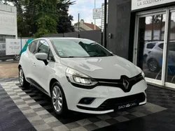 Utilisé 2017 Renault Clio IV LIMITED Citadine | 7 990 € (Prix juste)