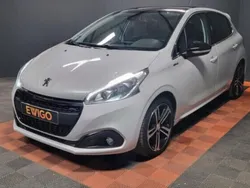 Blanc Utilisé 2018 Peugeot 208 GT-line Citadine | 7 990 € (Prix juste)