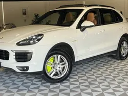Utilisé 2015 Porsche Cayenne SUV | 41 900 € (Bon prix)