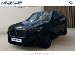 Saphirschwarz métal Utilisé 2025 BMW iX1 M Sport SUV | 49 600 € (Prix cher)