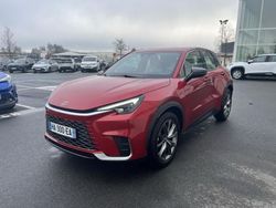 Rouge Utilisé 2024 Lexus LBX SUV | 32 990 € (Prix juste)