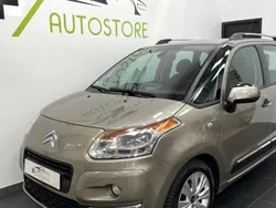 Utilisé 2009 Citroën C3 Picasso Exclusive Monospace | 6 990 € (Prix assez cher)