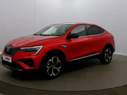 Rouge Utilisé 2024 Renault Arkana Techno SUV | 26 990 € (Prix juste)