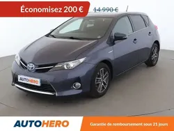 Gris Utilisé 2014 Toyota Auris Hybrid Berline | 14 790 € (Prix juste)