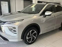 Gris Nouvelle 2024 Mitsubishi Eclipse Cross Intense SUV | 31 499 €