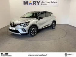 Gris Utilisé 2024 Renault Captur Techno SUV | 21 990 € (Prix assez cher)