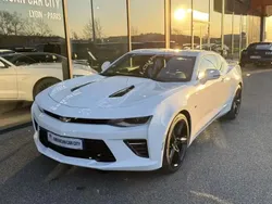 Blanc Utilisé 2019 Chevrolet Camaro Coupé | 53 900 € (Prix juste)