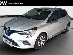 Gris Utilisé 2023 Renault Clio V Evolution Berline | 15 990 € (Prix juste)